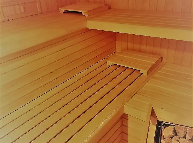 Dolenjska With Private Jacuzzi And Sauna * Zuzemberk