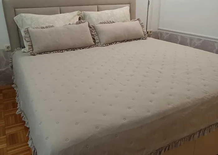 Dolenjska With Private Jacuzzi And Sauna Zuzemberk